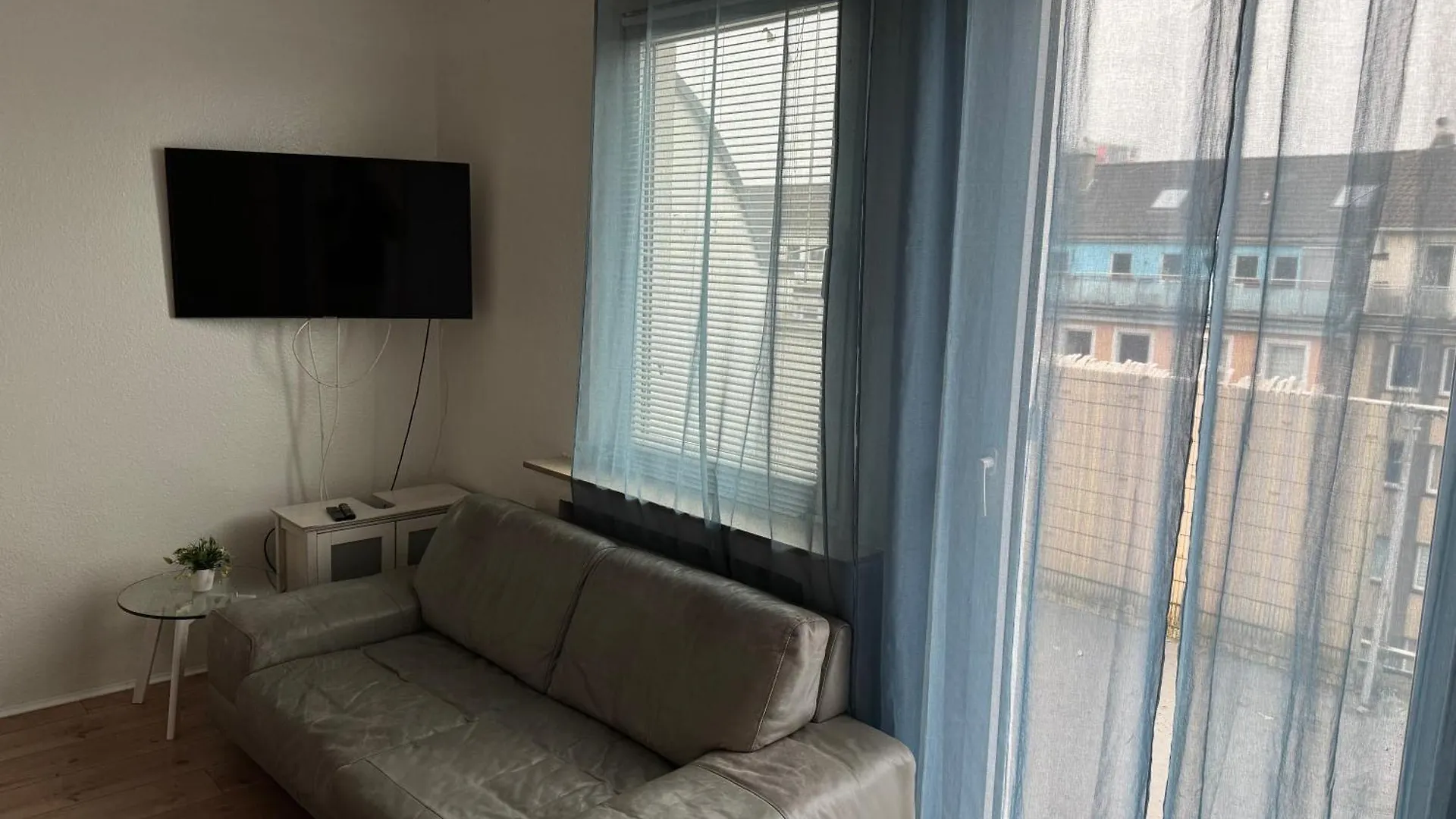 Aparthouse Graf-Adolf Dusseldorf Apartment