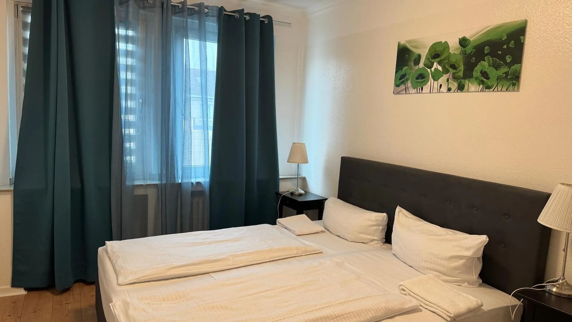 Apartment Aparthouse Graf-Adolf Dusseldorf